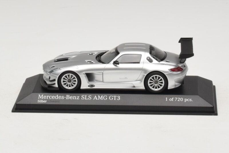 Mercedes SLS AMG GT3 Silver Minichamps 1:43 Mercedes SLS AMG GT3 Silver Minichamps 1:43 410113202 Diecast