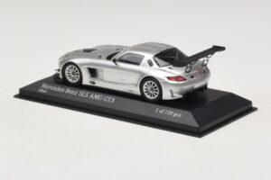Mercedes SLS AMG GT3 Silver Minichamps 1:43 410113202 Diecast — photo 3 of 4