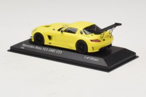 Mercedes SLS AMG GT3 Yellow Minichamps 1:43 410113201 Diecast — photo 3 of 4