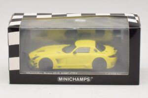 Mercedes SLS AMG GT3 Yellow Minichamps 1:43 410113201 Diecast — photo 4 of 4