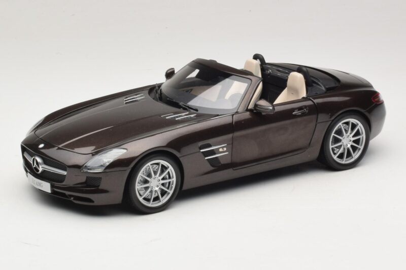Mercedes SLS AMG Sepang Brown Minichamps 1:18 B66960080 Diecast