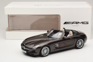 Mercedes SLS AMG Sepang Brown Minichamps 1:18 B66960080 Diecast — photo 9 of 9