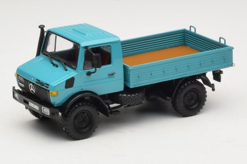 Mercedes Unimog 1300 L Flatbed Truck Blue Minichamps 1:43 439033020 Diecast