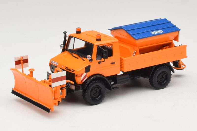 Mercedes Unimog 1300 L Snowplough Orange Minichamps 1:43 439033060 Diecast