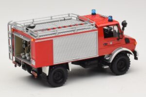 Mercedes Unimog 1300 L TLF 8/18 FF Oberammergau Minichamps 1:43 439033071 Diecast — photo 2 of 6