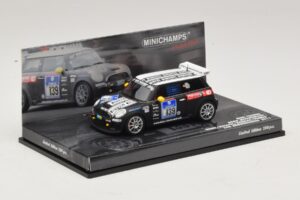 Mini Cooper Dörr Motorsport #139 Hahn / Holoch 24 Hours of Nürburgring 2011 Minichamps 1:43 437112139 Diecast — photo 2 of 5