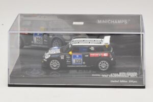 Mini Cooper Dörr Motorsport #139 Hahn / Holoch 24 Hours of Nürburgring 2011 Minichamps 1:43 437112139 Diecast — photo 4 of 5