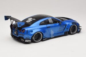 Nissan GT-R R35 Liberty Walk Work T2 Blue Metallic Solido 1:18 S1805801 Diecast — photo 2 of 6