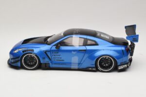 Nissan GT-R R35 Liberty Walk Work T2 Blue Metallic Solido 1:18 S1805801 Diecast — photo 3 of 6