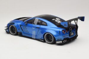 Nissan GT-R R35 Liberty Walk Work T2 Blue Metallic Solido 1:18 S1805801 Diecast — photo 5 of 6