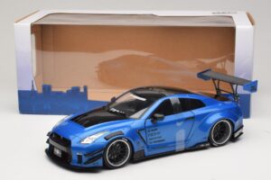 Nissan GT-R R35 Liberty Walk Work T2 Blue Metallic Solido 1:18 S1805801 Diecast — photo 6 of 6