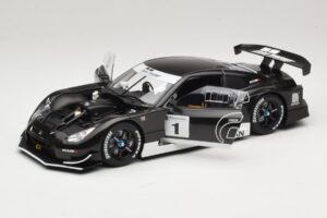 Nissan GT-R R35 Stealth Model Gran Turismo 5 AUTOart 1:18 81041 Diecast — photo 2 of 9