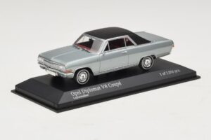 Opel Diplomat A V8 Coupe Silver Minichamps 1:43 400048020 Diecast — photo 2 of 4