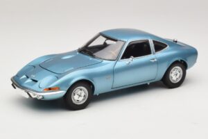 Opel GT Blue Metallic Minichamps 1:18 180049030 Diecast
