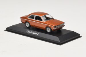 Opel Kadett C Bronze Metallic Maxichamps 1:43 940045600 Diecast — photo 3 of 4