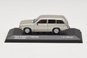 Opel Kadett C Caravan Silver Metallic Minichamps 1:43 400048111 Diecast