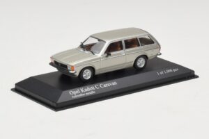 Opel Kadett C Caravan Silver Metallic Minichamps 1:43 400048111 Diecast — photo 2 of 4