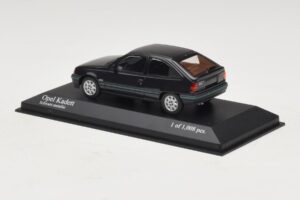 Opel Kadett E Black Metallic Minichamps 1:43 400045901 Diecast — photo 3 of 4