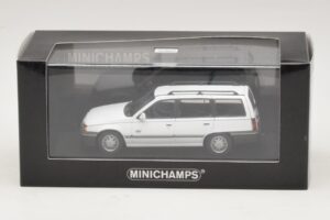Opel Kadett E Caravan White Minichamps 1:43 400045911 Diecast — photo 4 of 4