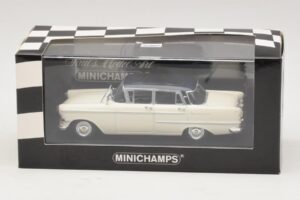 Opel Kapitan A White Minichamps 1:43 400048000 Diecast — photo 4 of 4