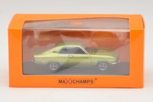 Opel Manta A Green Metallic Maxichamps 1:43 940045501 Diecast — photo 4 of 4
