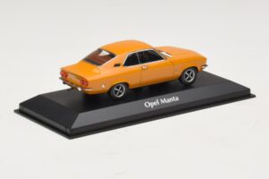 Opel Manta A Orange Maxichamps 1:43 940045500 Diecast — photo 2 of 4