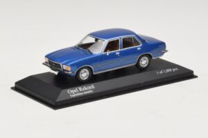 Opel Rekord D Blue Metallic Minichamps 1:43 400044002 Diecast — photo 2 of 4