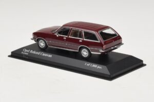 Opel Rekord D Caravan Red Minichamps 1:43 400044012 Diecast — photo 3 of 4