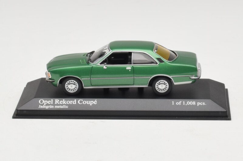 Opel Rekord D Coupe Green Metallic Minichamps 1:43 400044022 Diecast