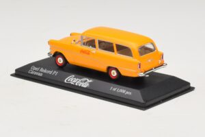 Opel Rekord P1 Caravan Coca-Cola Minichamps 1:43 430043270 Diecast — photo 3 of 4