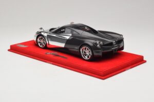 Pagani Huayra Chrome Silver One Off BBR 1:18 P1873CM Resin — photo 5 of 7