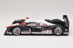 Peugeot 908 HDi FAP LMP1 #7 M. Gene / N. Minassian / J. Villeneuve 24 Hours of Le Mans 2007 Minichamps 1:18 150071207 Diecast — photo 3 of 6