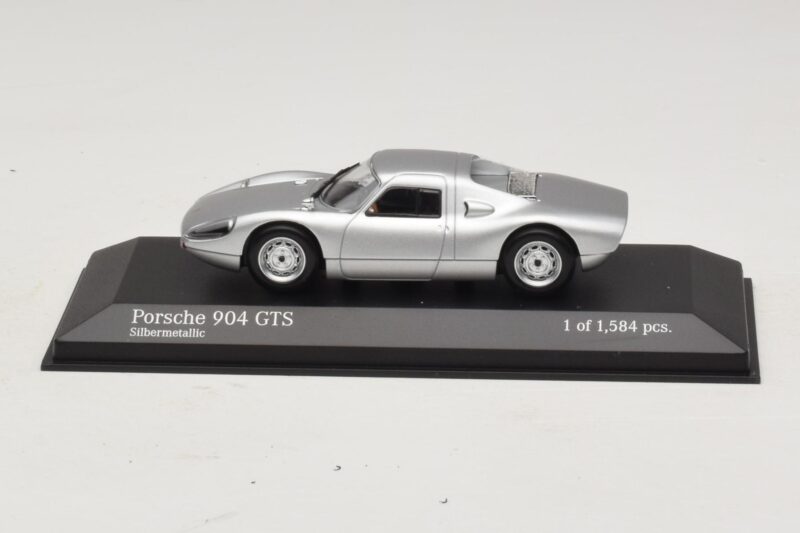 Porsche 904 GTS Silver Minichamps 1:43 400065721 Diecast