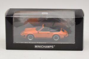 Porsche 911 930 Carrera Cabriolet Orange Minichamps 1:43 430062038 Diecast — photo 4 of 4