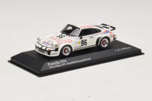 Porsche 911 934 #86 Bourdillat / Ennequin 24 Hours of Le Mans 1979 Minichamps 1:43 400796486 Diecast — photo 2 of 4