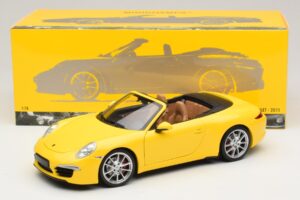 Porsche 911 991 Carrera S Cabriolet Yellow Minichamps 1:18 100061031 Diecast — photo 8 of 8