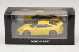 Porsche 911 991 GT3 Yellow Minichamps 1:43 410062021 Diecast — photo 4 of 4