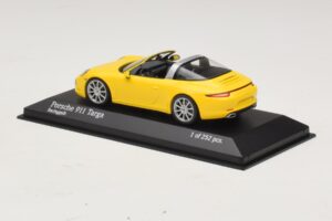 Porsche 911 991 Targa Yellow Minichamps 1:43 410062441 Diecast — photo 3 of 4