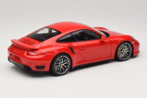 Porsche 911 991 Turbo S Red Minichamps 1:18 110062320 Diecast — photo 2 of 8