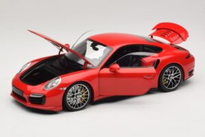 Porsche 911 991 Turbo S Red Minichamps 1:18 110062320 Diecast — photo 3 of 8