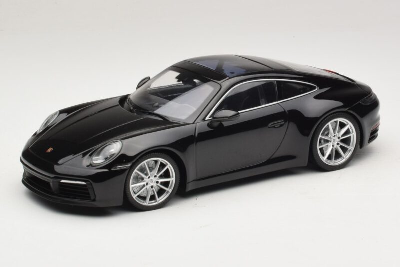 Porsche 911 992 Carrera 4S Black Minichamps 1:18 WAP0211120R992 Diecast