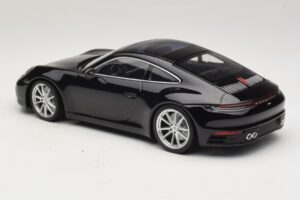 Porsche 911 992 Carrera 4S Black Minichamps 1:18 WAP0211120R992 Diecast — photo 5 of 6