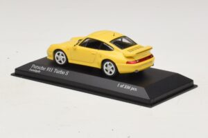 Porsche 911 993 Turbo S Yellow Minichamps 1:43 430069270 Diecast — photo 3 of 4