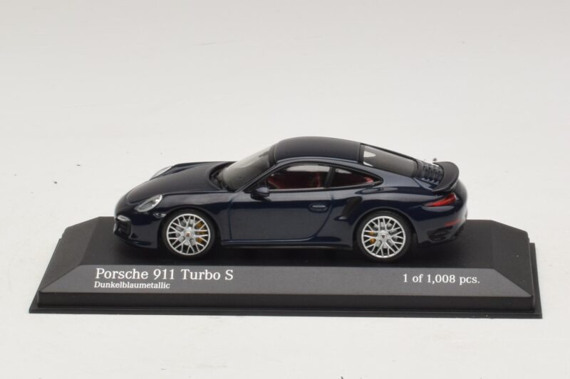 Porsche 911 996 Blue Metallic Minichamps 1:43 400061180 Diecast