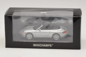 Porsche 911 996 Cabriolet Silver Metallic Minichamps 1:43 400061091 Diecast — photo 4 of 4