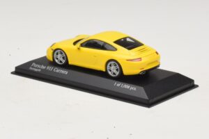 Porsche 911 996 Yellow Minichamps 1:43 400061182 Diecast — photo 3 of 4
