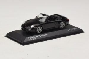 Porsche 911 997 Carrera Cabriolet Black Edition Minichamps 1:43 400066434 Diecast — photo 2 of 4