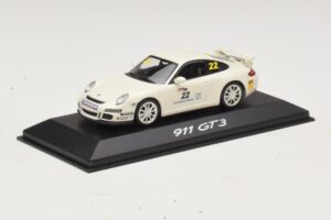 Porsche 911 997 GT3 #22 White Minichamps 1:43 WAP020102016 Diecast — photo 2 of 4