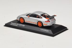 Porsche 911 997 GT3 RS Silver Minichamps 1:43 400066000 Diecast — photo 3 of 4
