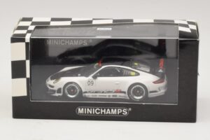 Porsche 911 997 GT3 RSR #9 Presentation 2009 Minichamps 1:43 400096909 Diecast — photo 4 of 4